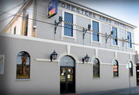 Castello's Foresters Arms Hotel