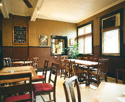 Lord Newry Hotel - Great Ocean Road Restaurant 1