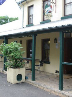 Bird In Hand Inn - Great Ocean Road Restaurant 1