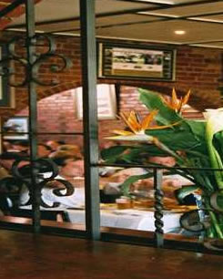 Railway Club Hotel - Great Ocean Road Restaurant 1