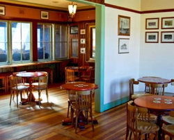 O'Donoghue's Irish Pub - Great Ocean Road Restaurant 2