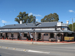 Balhannah Hotel - Great Ocean Road Restaurant 2