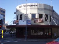 MJ Finnegans Irish Pub - Great Ocean Road Restaurant 2