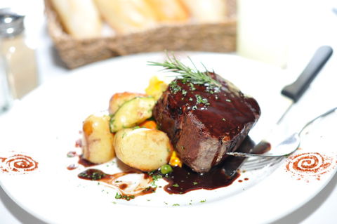 Burleigh Bears - Great Ocean Road Restaurant 2