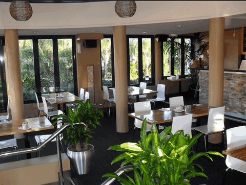 Mermaid Beach Tavern - Great Ocean Road Restaurant 2