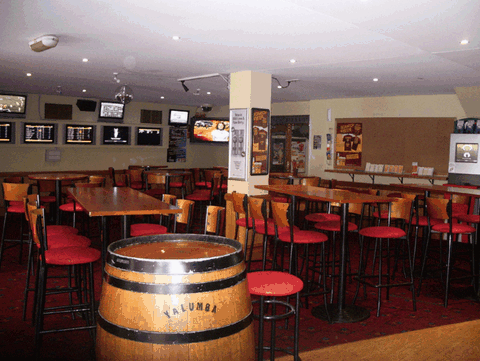 Mermaid Beach Tavern - Great Ocean Road Restaurant 3