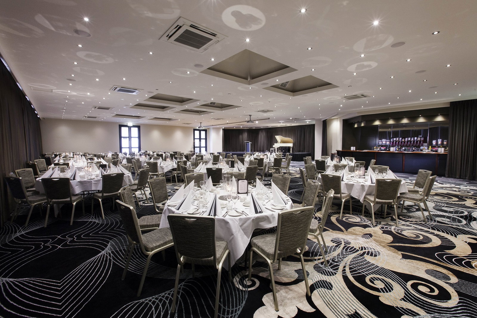 Dingley International Hotel Dingley