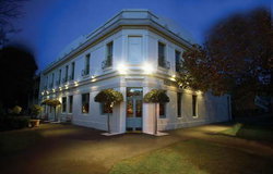O'Connells Centenary Hotel South Melbourne
