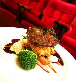 Empress Hotel - Great Ocean Road Restaurant 0