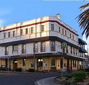 The Grand Hotel - Kiama - Great Ocean Road Restaurant