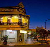 The Club Hotel - Great Ocean Road Restaurant