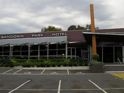 Sandown Park Hotel Noble Park