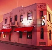 The Station Hotel - Great Ocean Road Restaurant