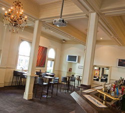 Melbourne Hotel Perth - Great Ocean Road Restaurant 2