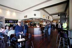 The Vine Hotel - Great Ocean Road Restaurant 3