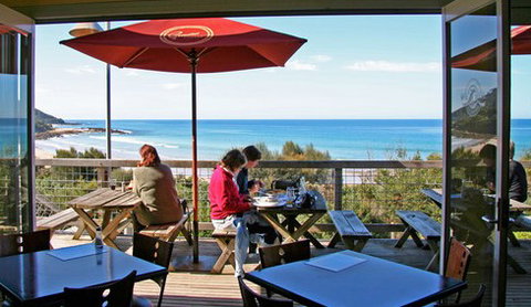 Wye Beach Hotel - Great Ocean Road Restaurant 3