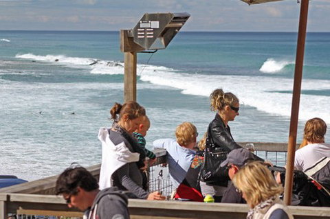 Wye Beach Hotel - Great Ocean Road Restaurant 5