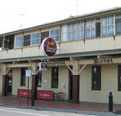 Commercial Hotel Alexandra - Great Ocean Road Restaurant