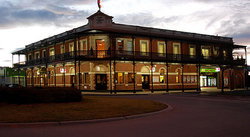 The Grand Terminus Hotel Bairnsdale