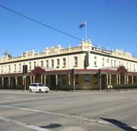 Soden's Australia Hotel - Great Ocean Road Restaurant