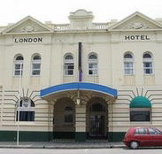 The London Hotel - Great Ocean Road Restaurant