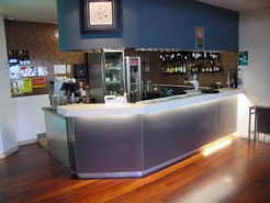 Gunyah Hotel - Great Ocean Road Restaurant 1