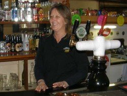 Red Hill Hotel - Great Ocean Road Restaurant 1