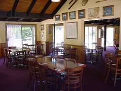 Harrietville Hotel Motel - Great Ocean Road Restaurant 2