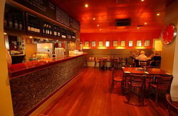 Golden City Hotel - Great Ocean Road Restaurant 3