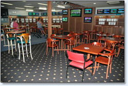 Bateau Bay Hotel - Great Ocean Road Restaurant 3