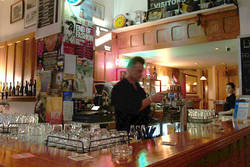 Richmond Club Hotel - Great Ocean Road Restaurant 3