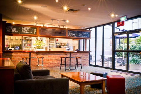 CBD Hotel Newcastle - Great Ocean Road Restaurant 0