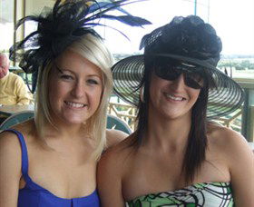 Goulburn And District Racing Club - Great Ocean Road Restaurant 1