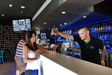 Blue Moon Bar - Great Ocean Road Restaurant 0