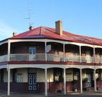 Brookton Club Hotel - Great Ocean Road Restaurant