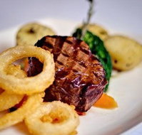 Grumpys Barefoot Bar Steak  Seafood Grill - Great Ocean Road Restaurant
