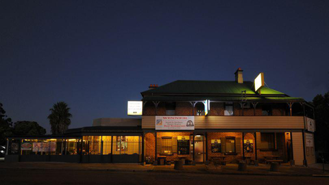 Bushrangers Bar & Brasserie - Great Ocean Road Restaurant 1
