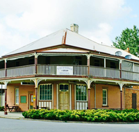 Victoria Hotel - Great Ocean Road Restaurant
