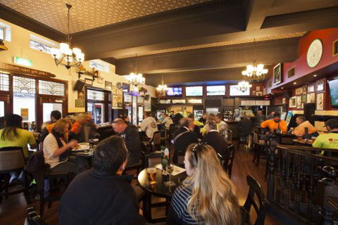 P.J. Gallagher's - Great Ocean Road Restaurant 2