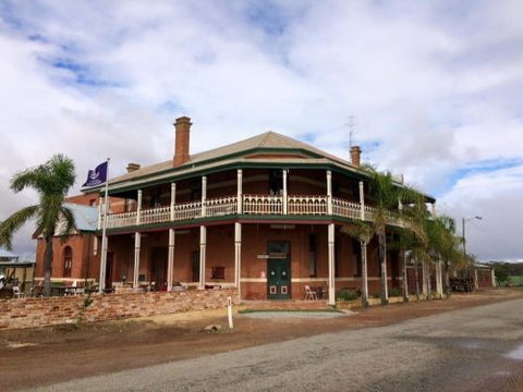 Greenhills Inn - Great Ocean Road Restaurant 2