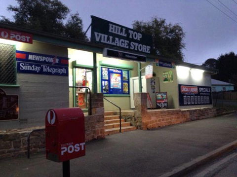 Hill Top Village Store - Great Ocean Road Restaurant 0