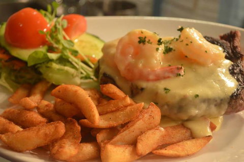 Tugun Tavern - Great Ocean Road Restaurant 0