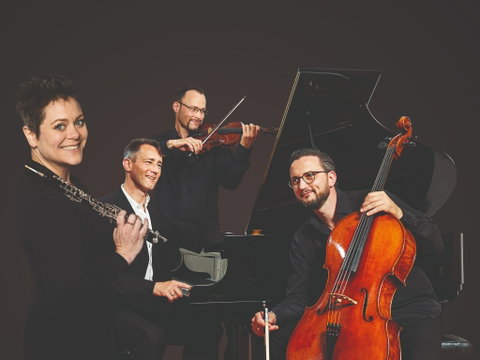 Eggner Trio & Diana Doherty - Great Ocean Road Restaurant 0
