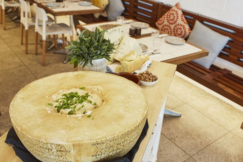 Flaming Cheese Wheel And Wine Experience: Broadway - Great Ocean Road Restaurant 0