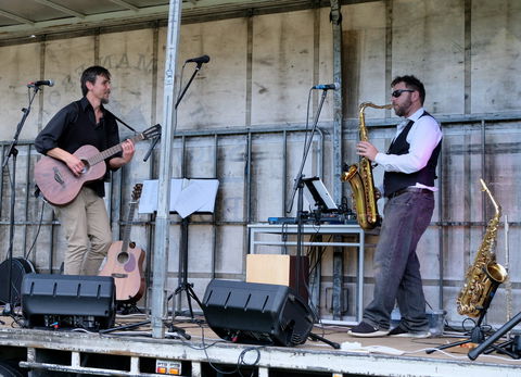 Jamming At Jingellic - Great Ocean Road Restaurant 1