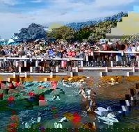 The Crescent Head Santa Surf - Great Ocean Road Restaurant