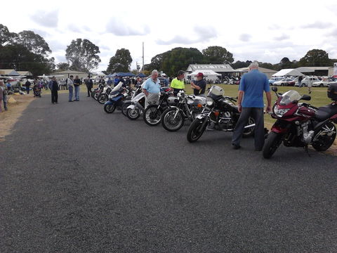 Wings And Wheels Open Day - Great Ocean Road Restaurant 1