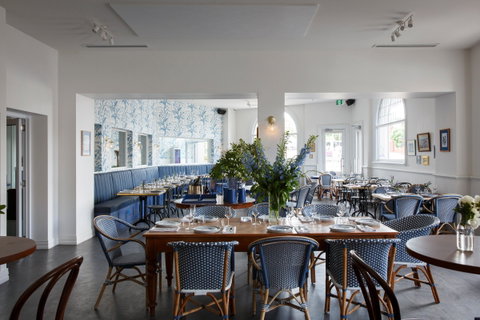 Dine In Style With Lola - Great Ocean Road Restaurant 0
