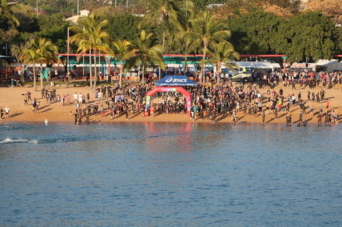Intersport Townsville Triathlon And Multisport  Festival - Great Ocean Road Restaurant 2