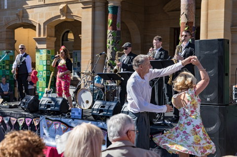 Jumpers And Jazz In July Festival - Great Ocean Road Restaurant 0
